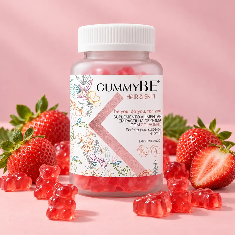Pote de GummyBe com ursinhos de goma e morangos frescos